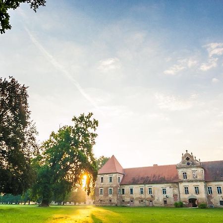 Dvorec Rakican Murska Sobota Exterior photo