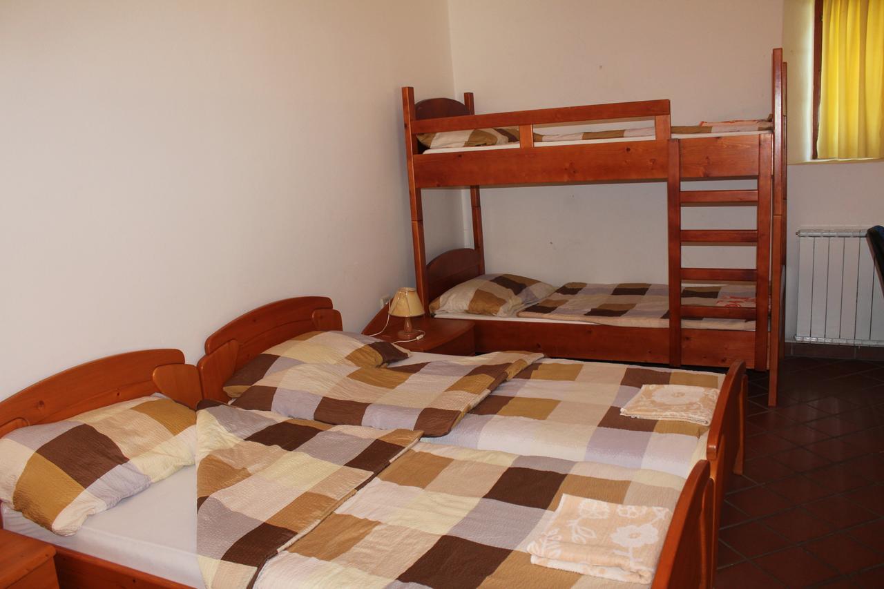 Dvorec Rakican Murska Sobota Exterior photo