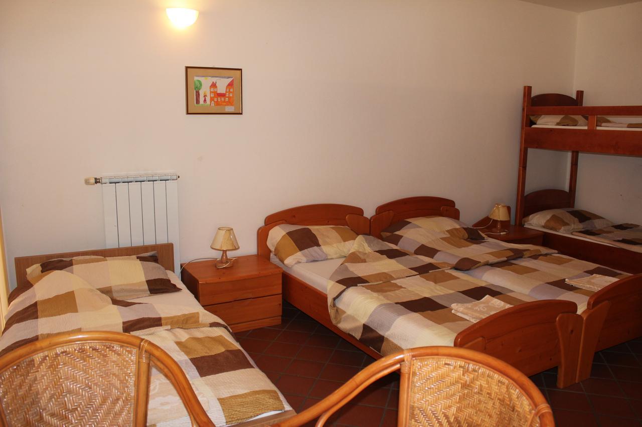 Dvorec Rakican Murska Sobota Exterior photo