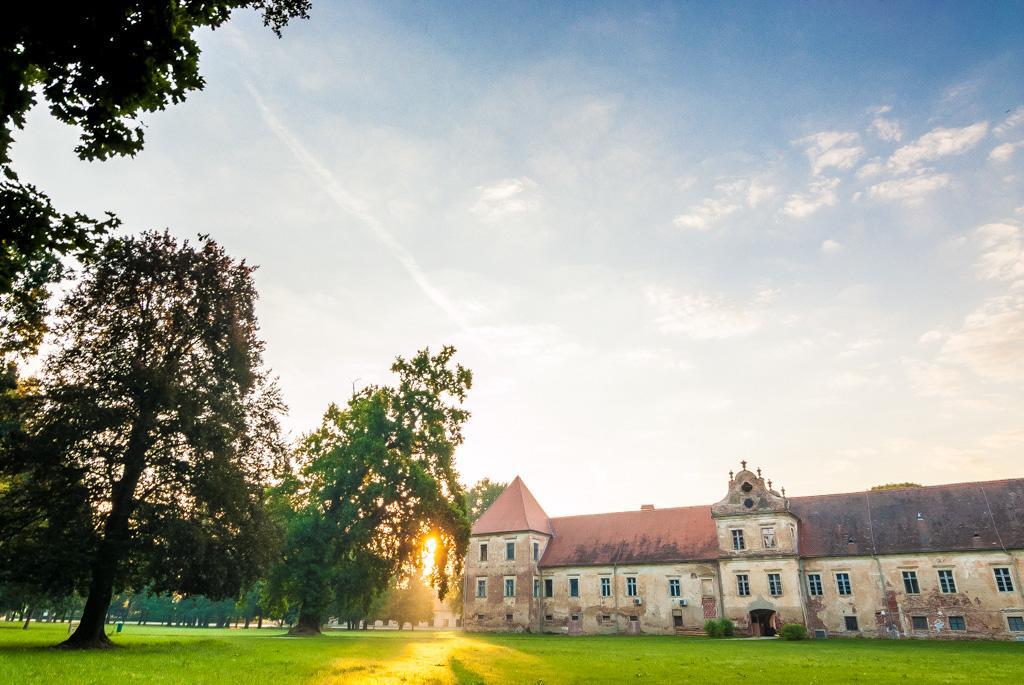 Dvorec Rakican Murska Sobota Exterior photo